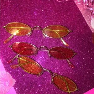 Vintage sunglasses very pretty any size face